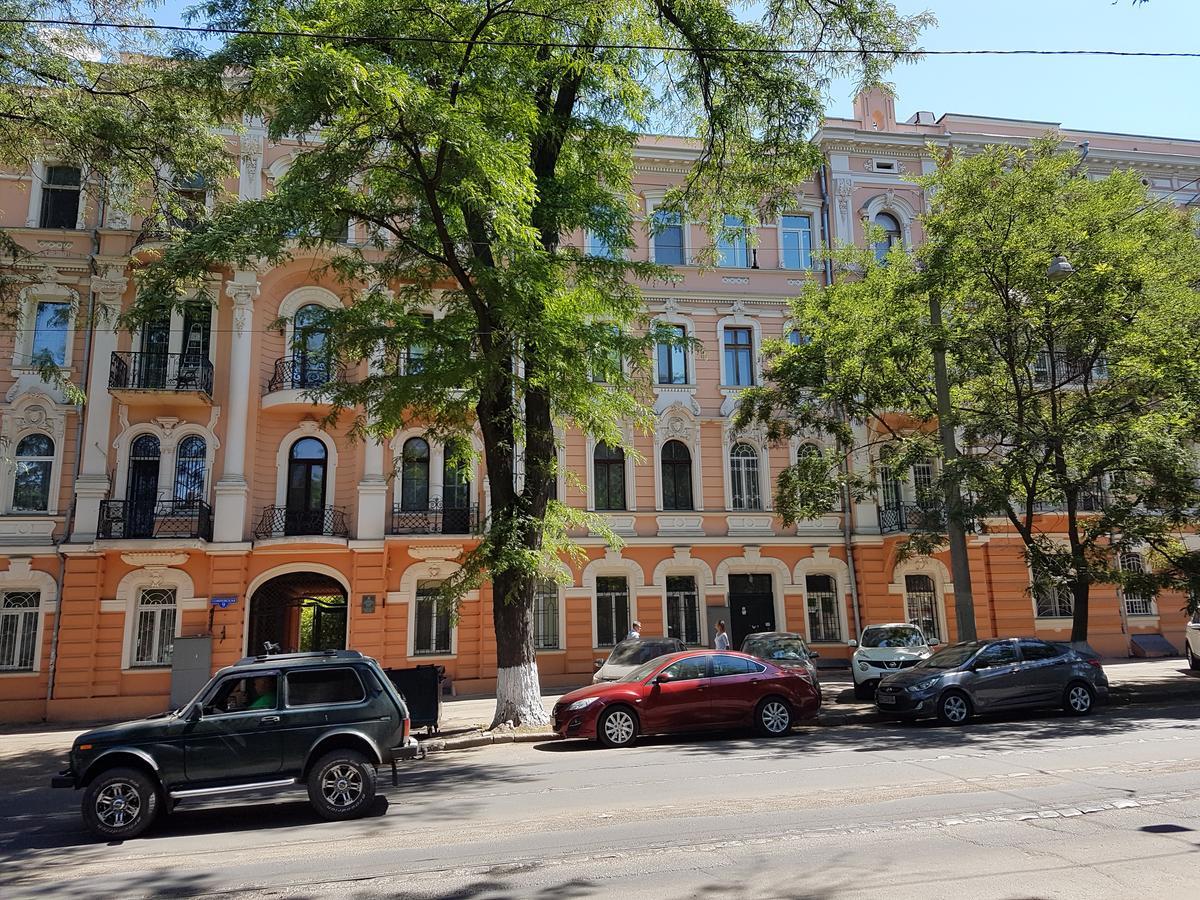 Nezhnyye Apartments Odessa Extérieur photo